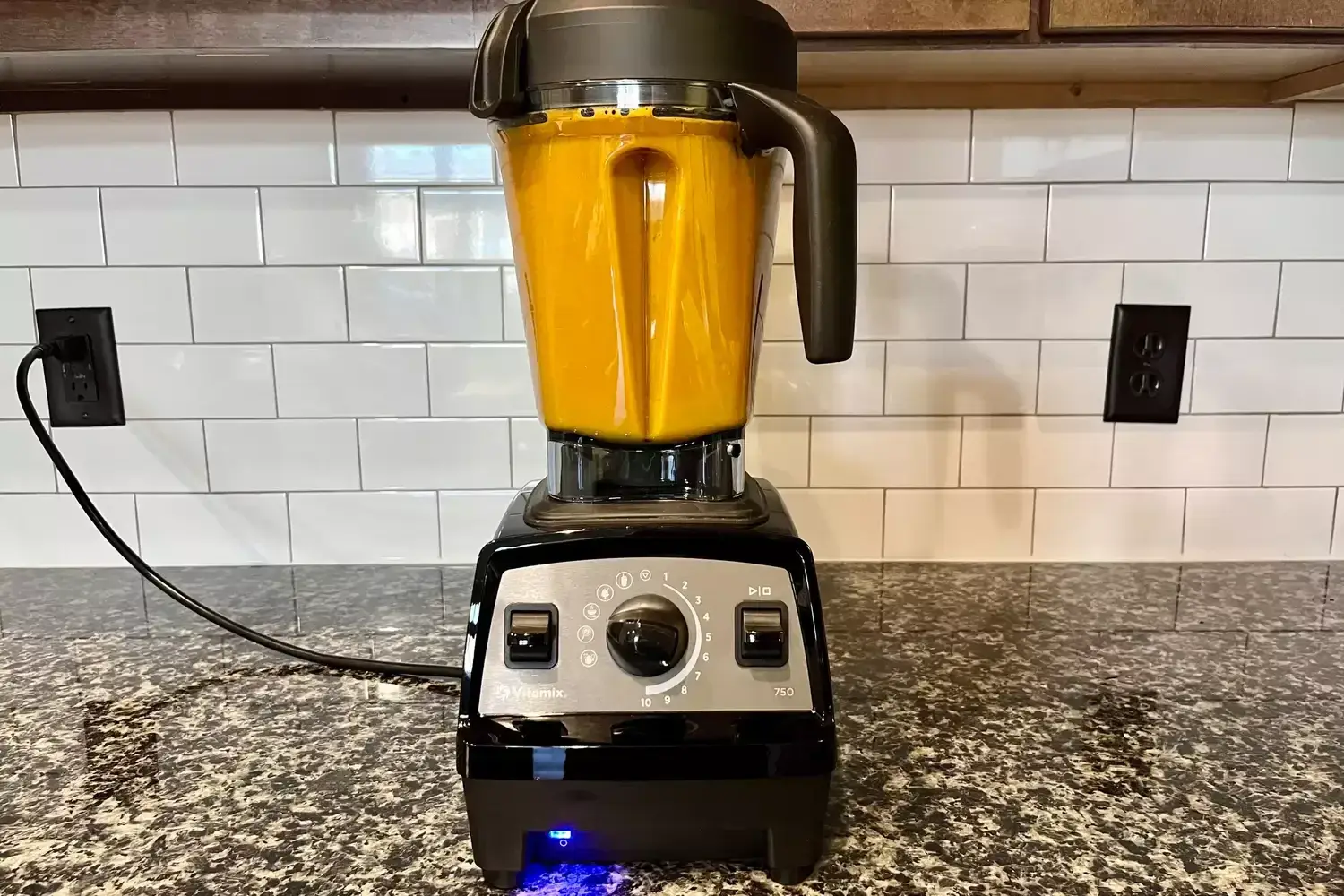 Vitamix 5200 blender image 2